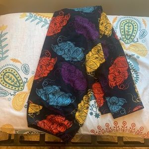 LuLaRoe black leggings with pumpkin design, one size, excellent condition